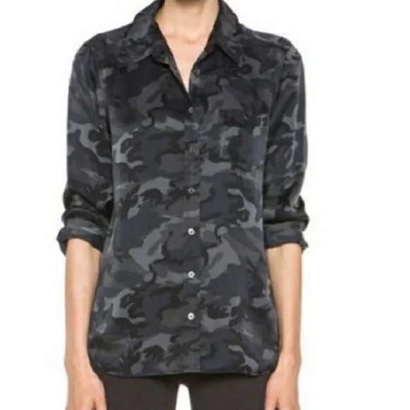 Equipment Femme Camo Button Down Shirt Size M - Picture 3 of 11